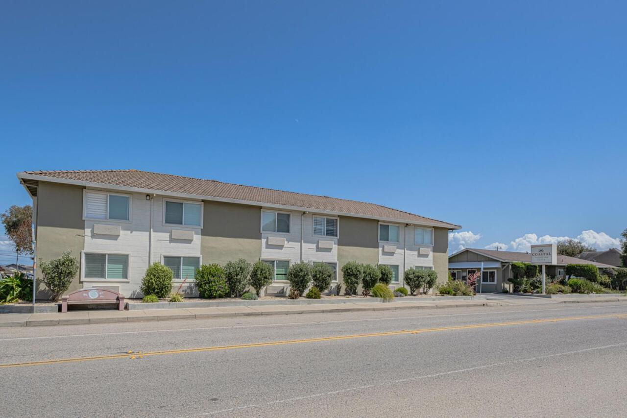 Coastal Valley Inn Castroville Exterior photo